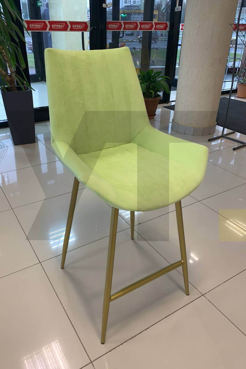 Обеденные и барные стулья