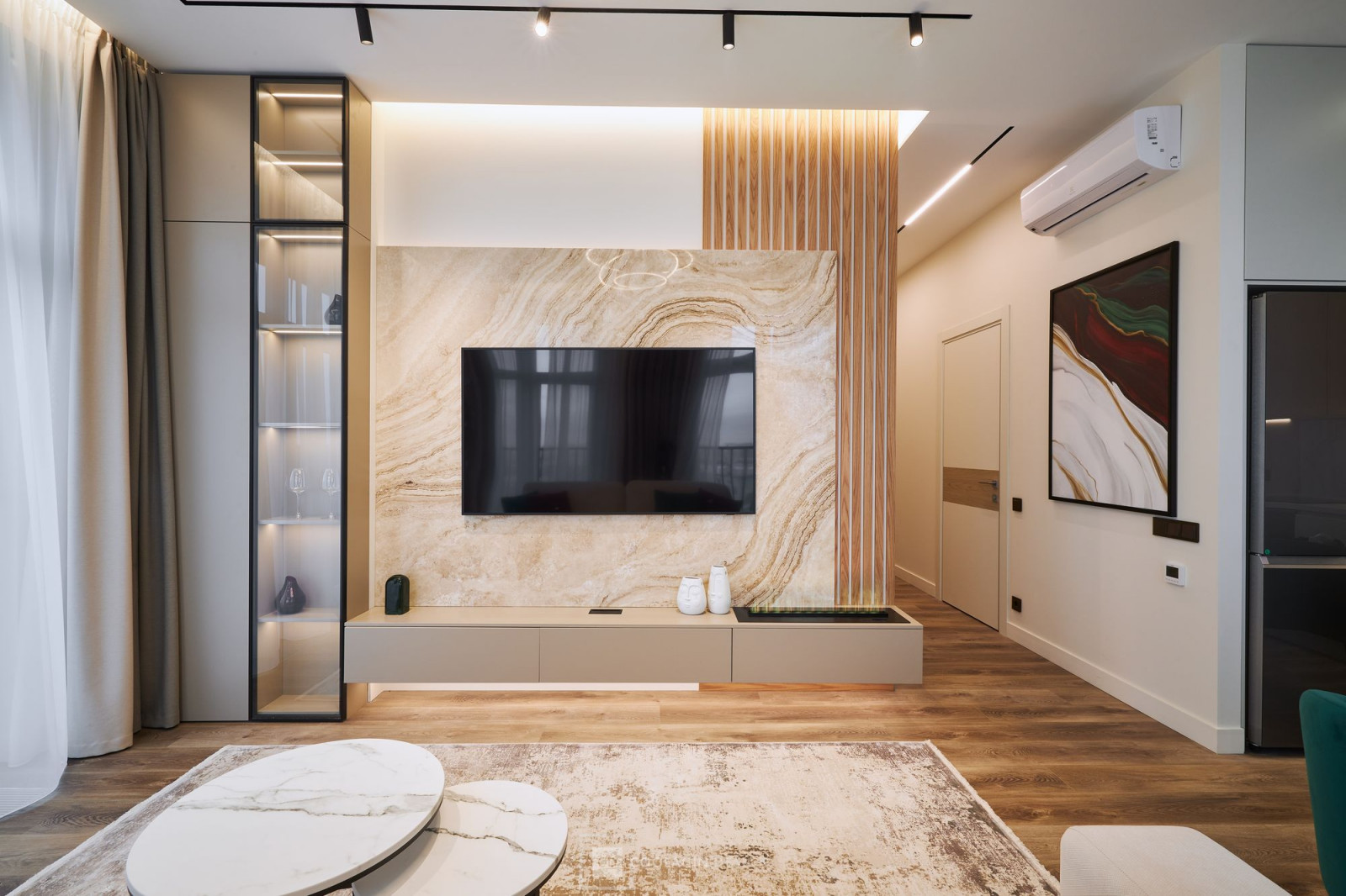 Современный интерьер с элементами советского шика