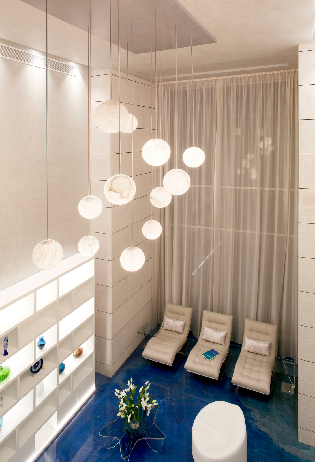 Emirates Hills Villa by Nikki B Interiors