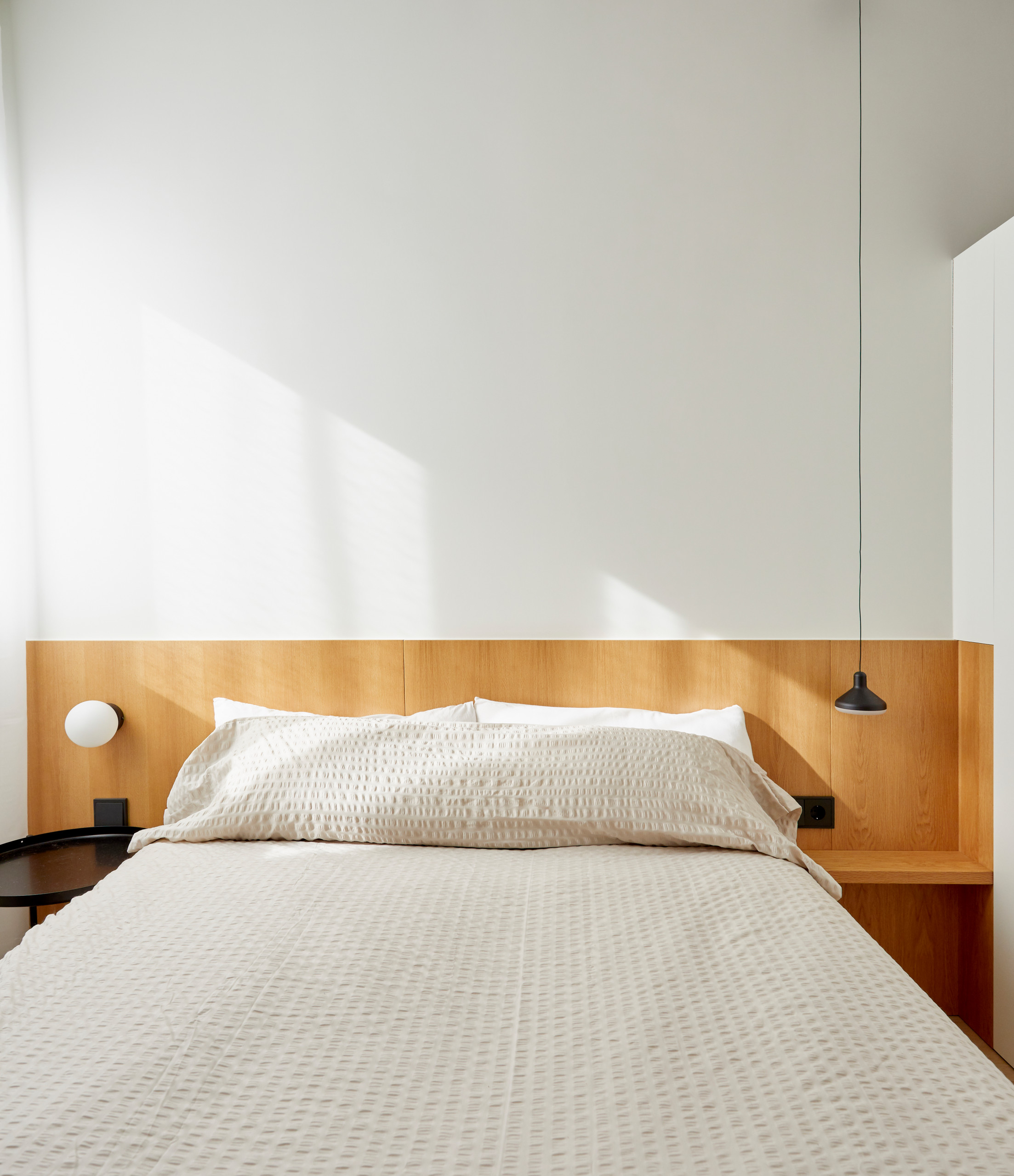 Houzz тур: 31 кв.м — квартира с «гнездом» для кота
