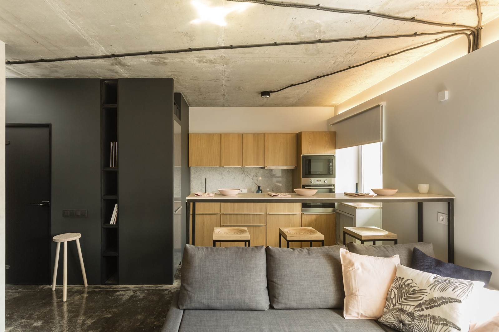 Студия в спальном районе Санкт-Петербурга