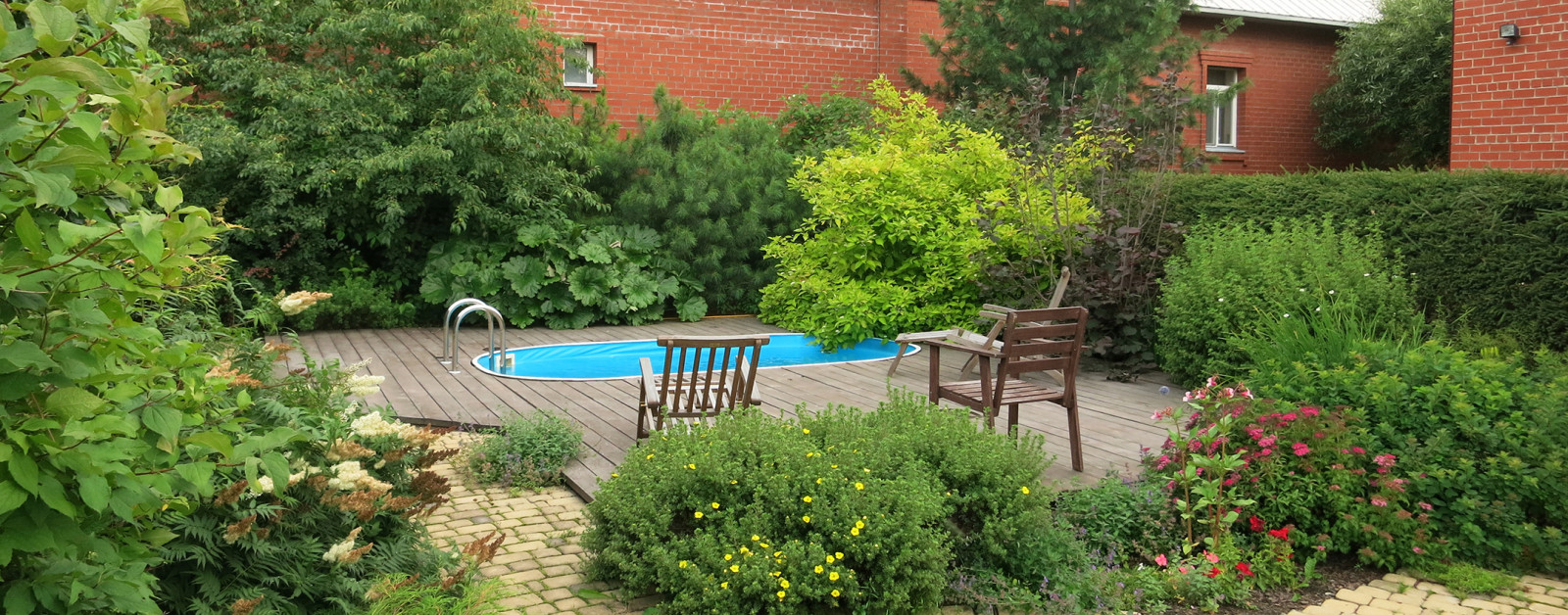 250 квадратных метров между домом и баней