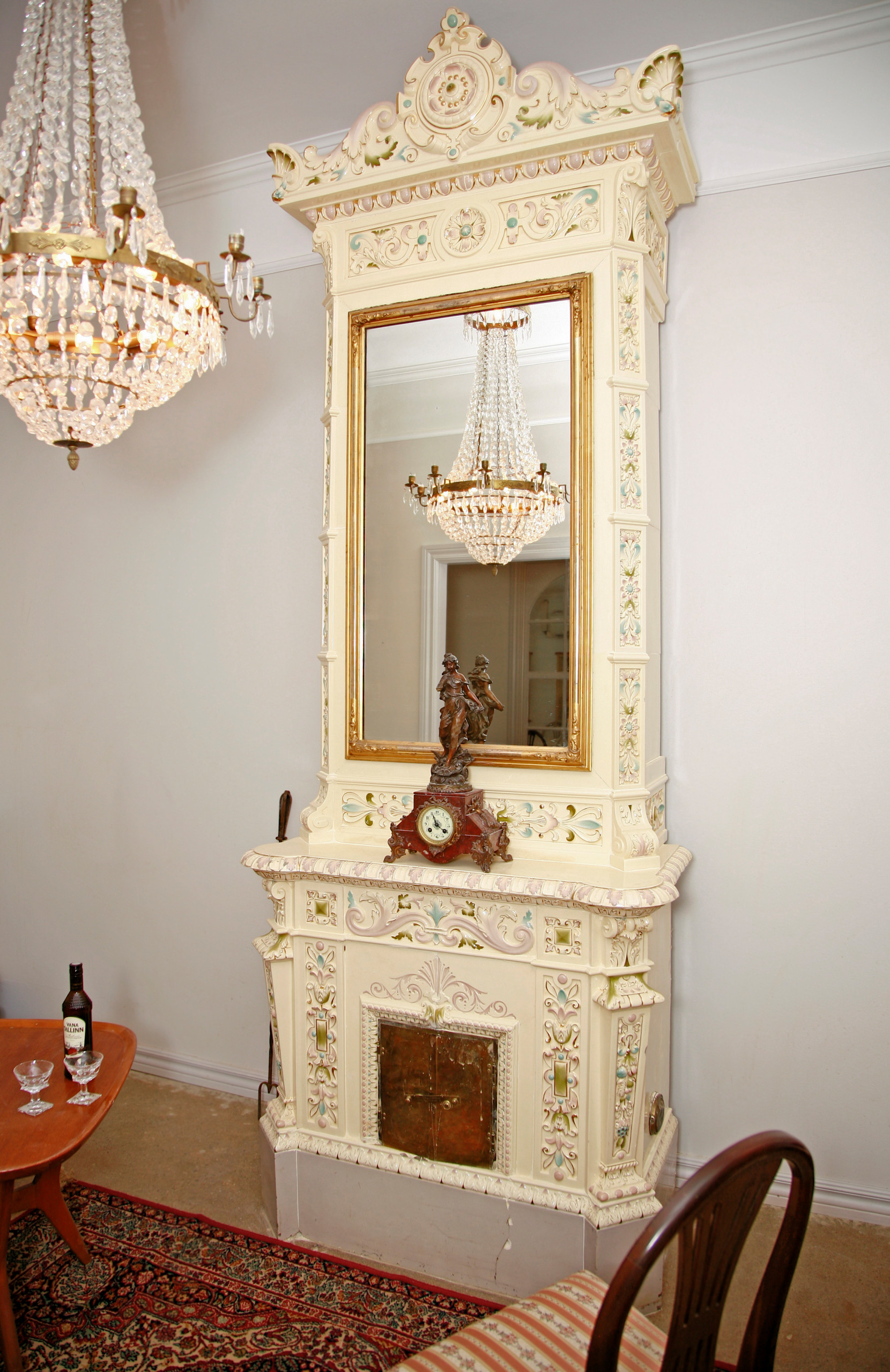 Фотоохота: 42 шведские изразцовые печи — старинные и современные