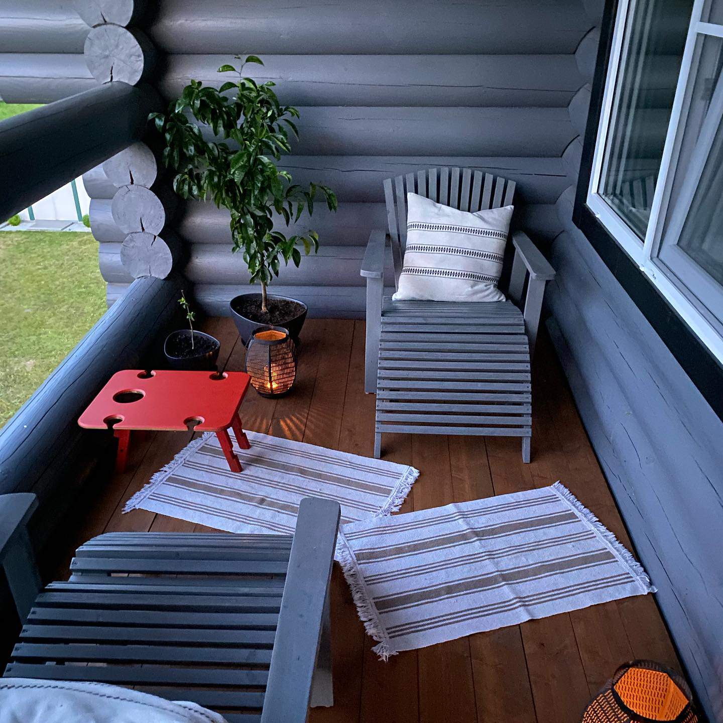 Обложка проекта: Балкон в загородном доме