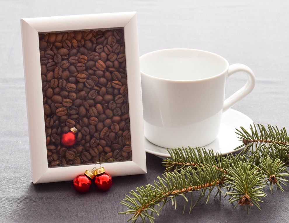 Бережный дизайн: Упаковываем новогодние подарки в полезные вещи