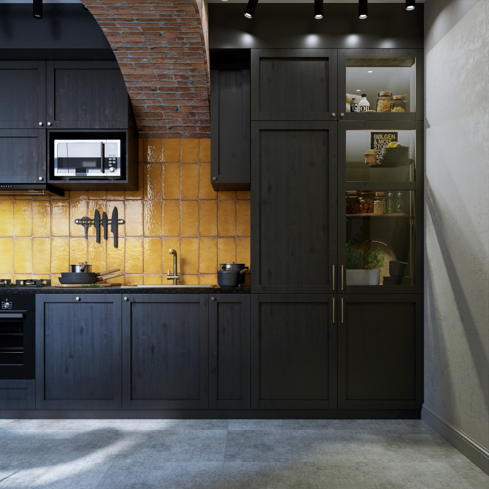 Трехкомнатная квартира в центре Санкт-Петербурга