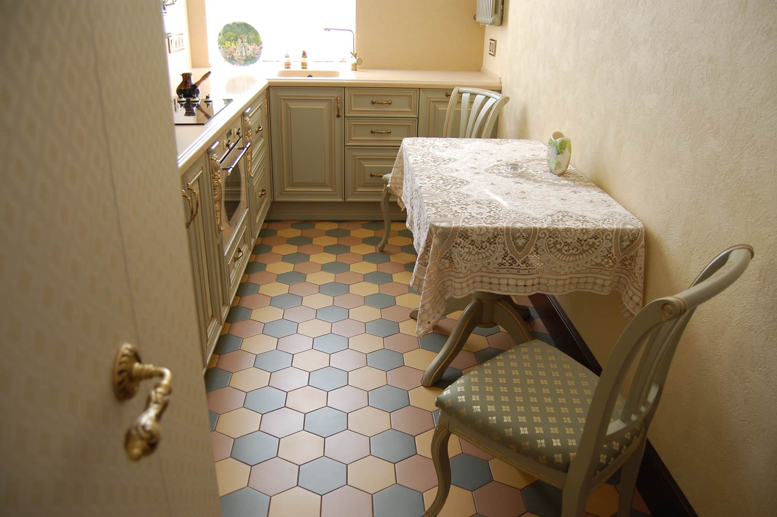 Обложка проекта: Кухни