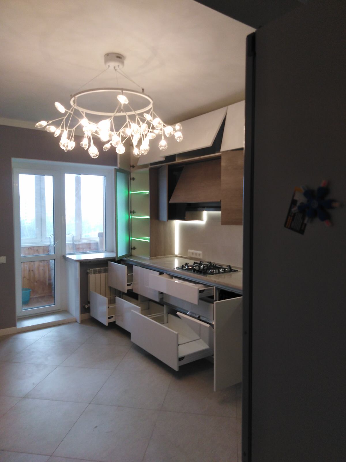 Обложка проекта: Кухня по проекту дизайн студии 4people