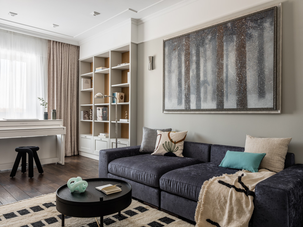 Светлая квартира для ценителей искусства в Москве 120 кв.м.