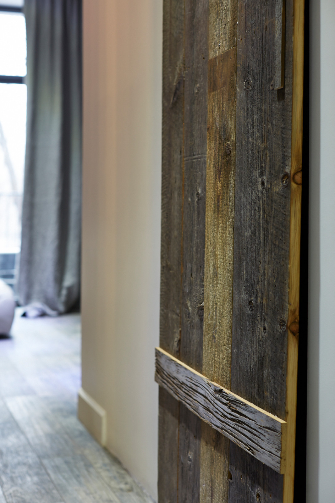 Апартаменты в стиле лофт для молодой семейной пары на ул. Берзарина