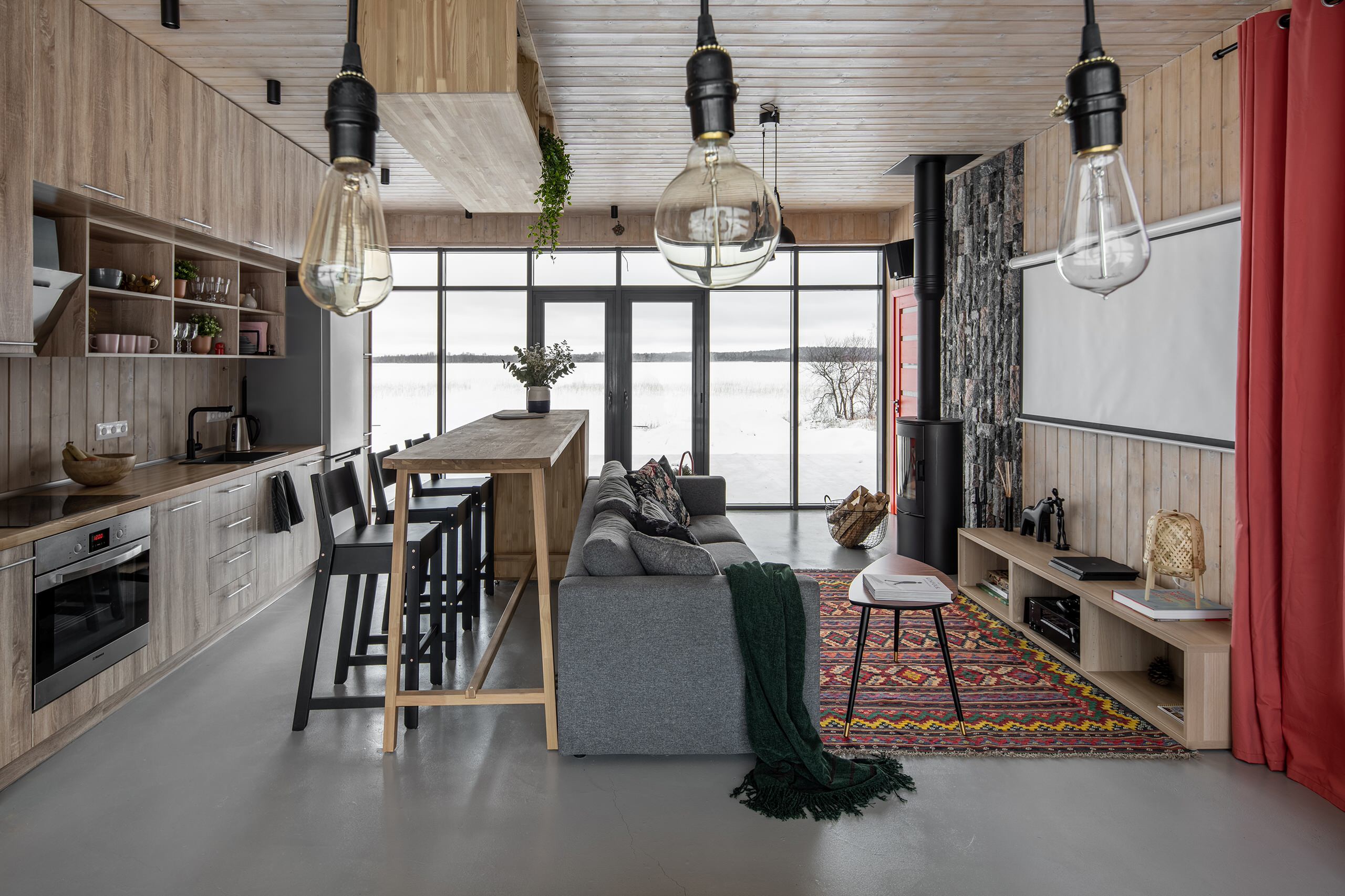 Houzz тур: Уединённый дом в карельской деревне