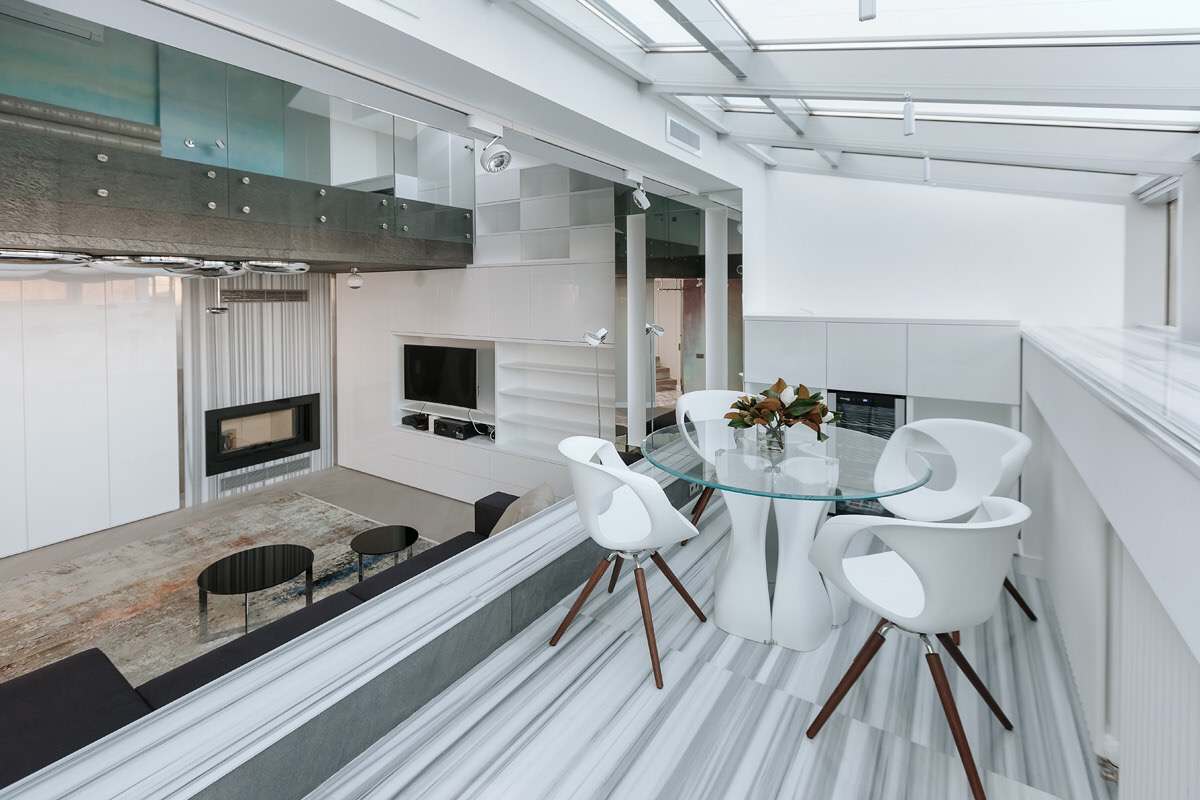 Квартира Студия 86м2 . Современная История в Историческом центре.