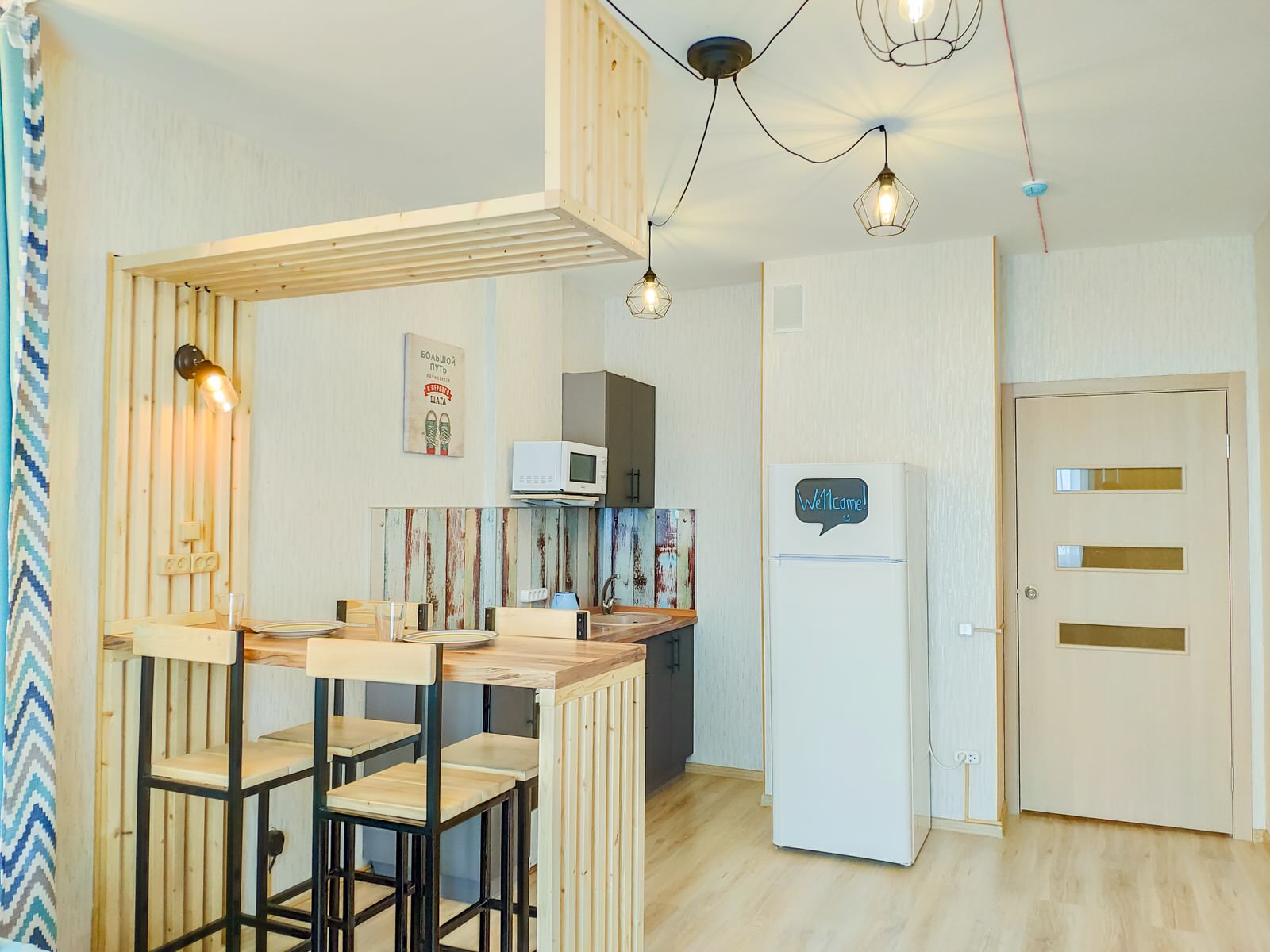 Бирюзовый полулофт