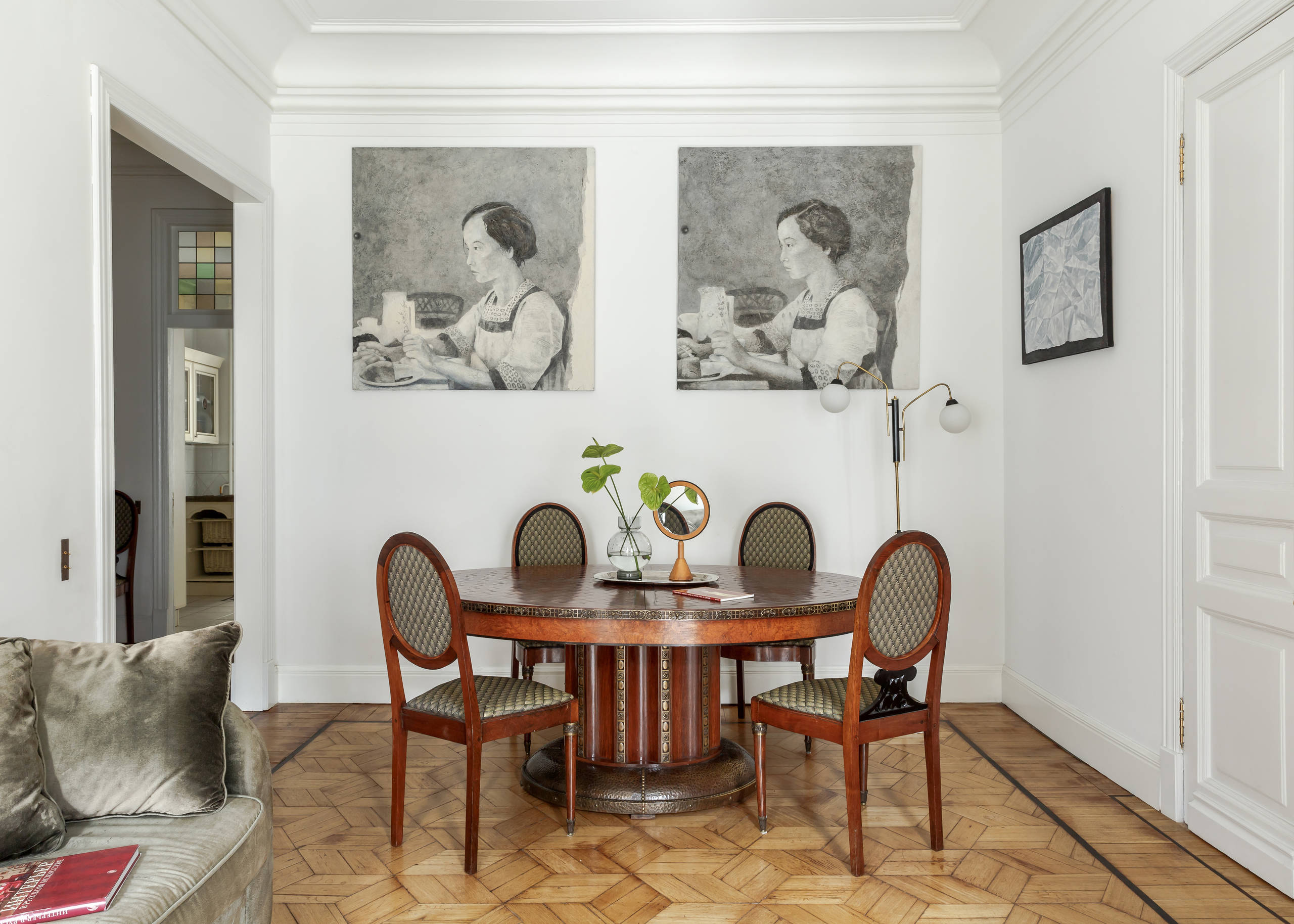 В гостях: Квартира на Патриарших, где всё восстановили