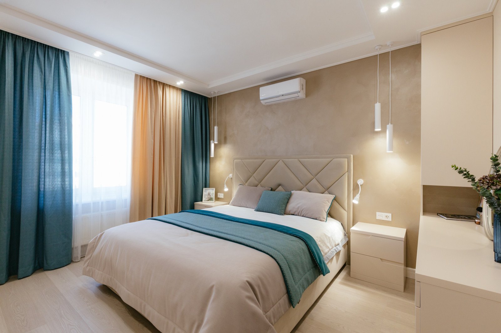 Реализованный дизайн-проект квартиры 4+ г.Тюмень