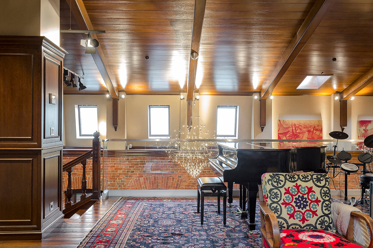 "Нехорошая квартира"