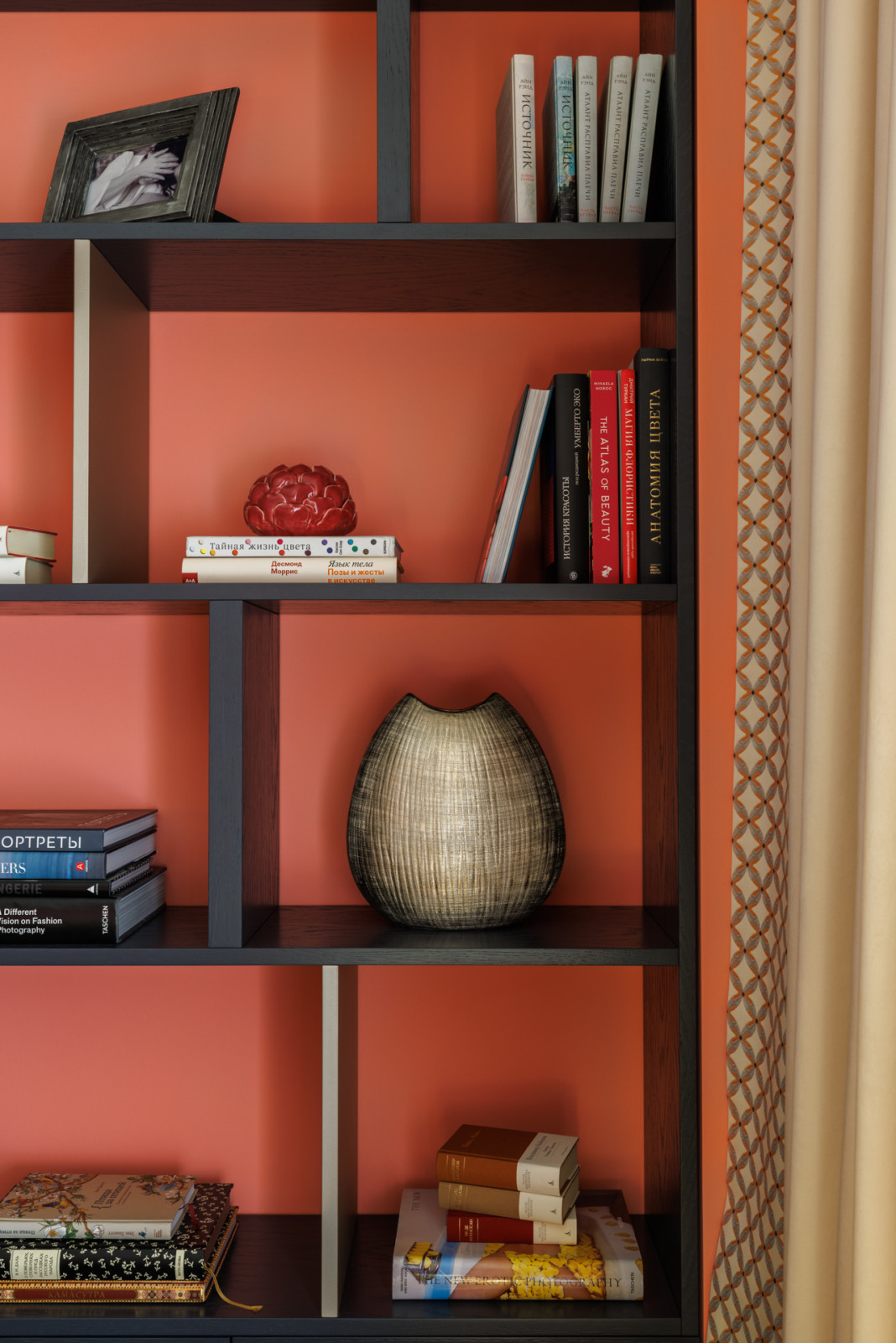 Интерьер квартиры по проекту Дарьи Созыкиной