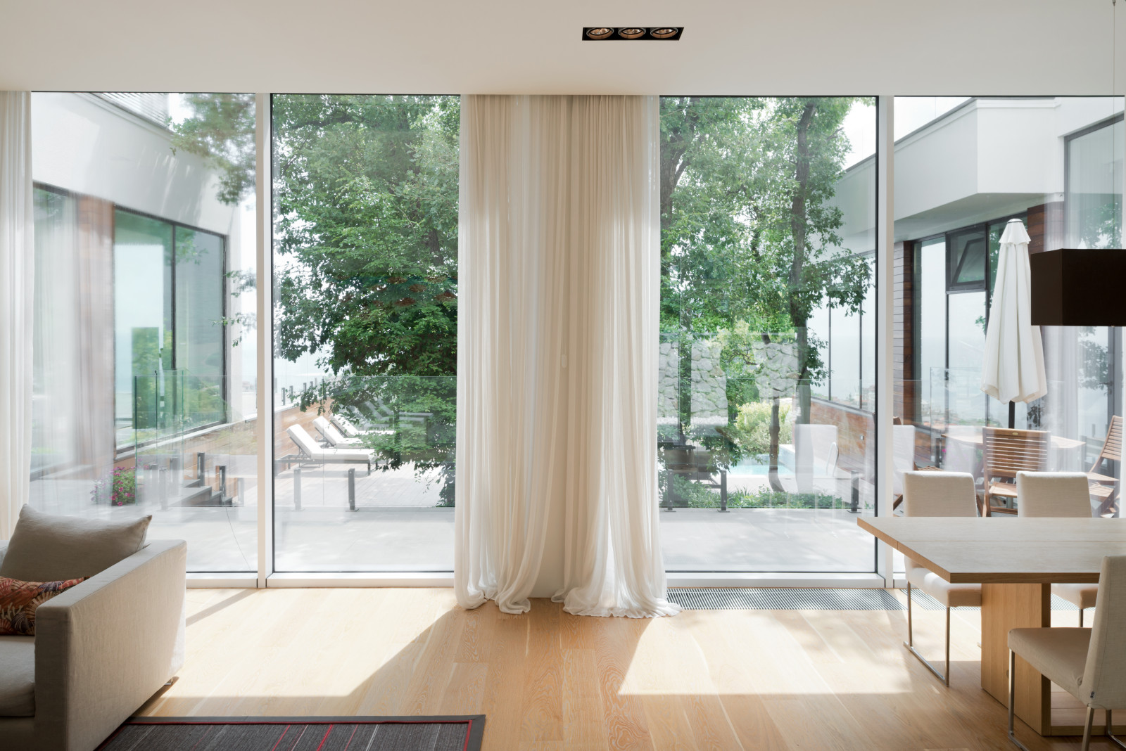 ВИЛЛА В КРЫМУ