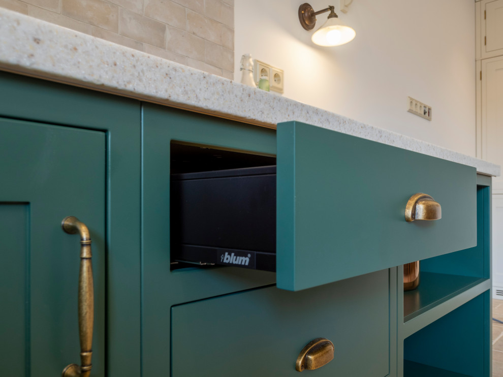 Элегантная кухня в неоклассическом стиле