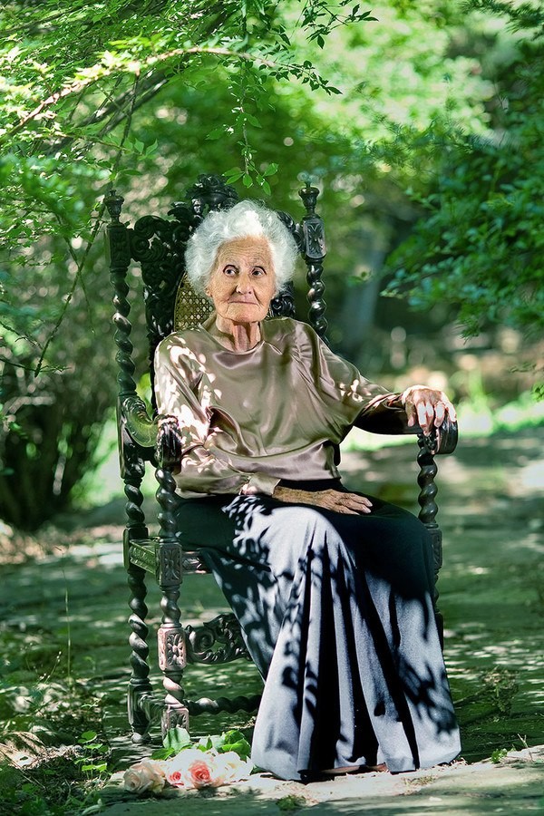 Портрет: Ева Цайзель и ее сервиз для ИФЗ