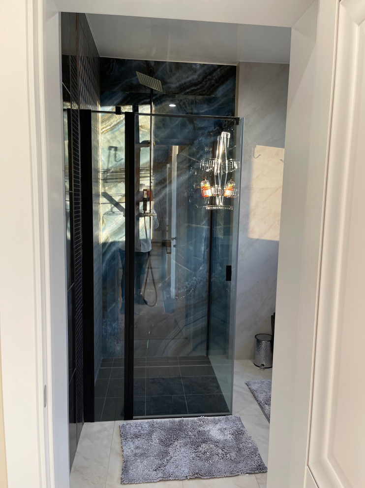 Санузлы в жилом доме на побережье, г, Геленджик