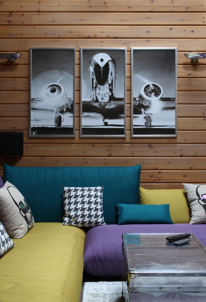 Красной Линией