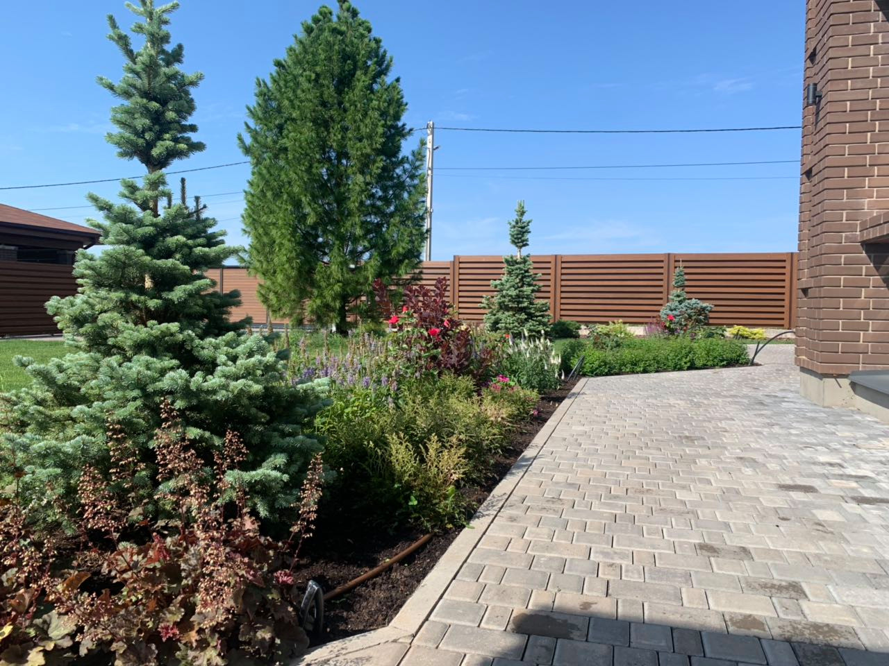 Ландшафтный дизайн участка в КП Сосновый бор