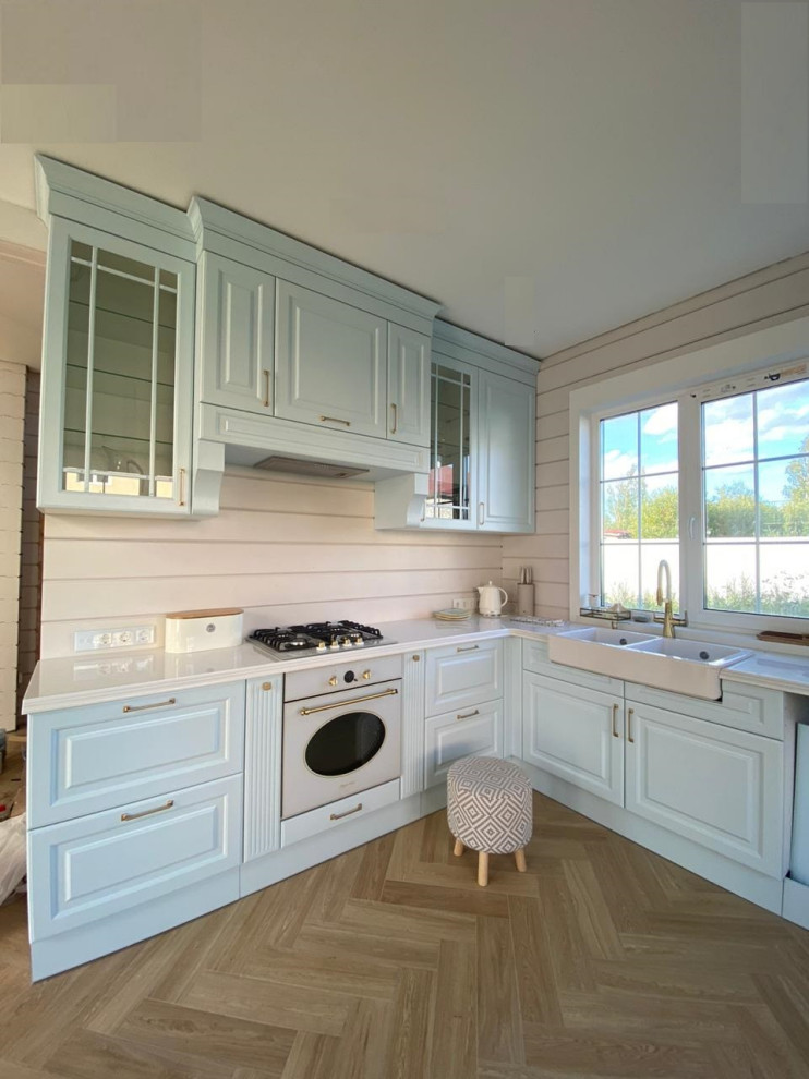 Кухня в загородный дом