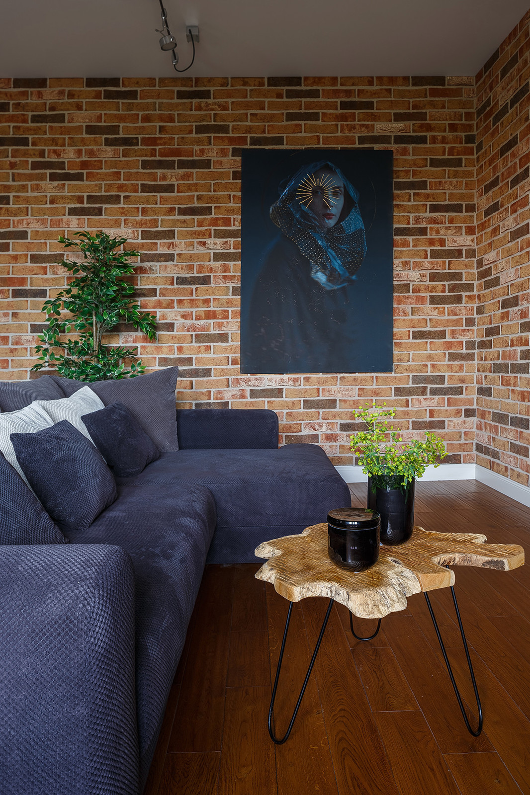 Лофт с готическими акцентами