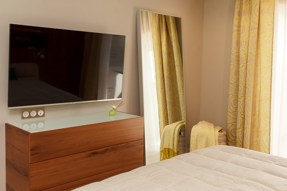 Спальня. Реализация. Квартира для молодых и успешных.