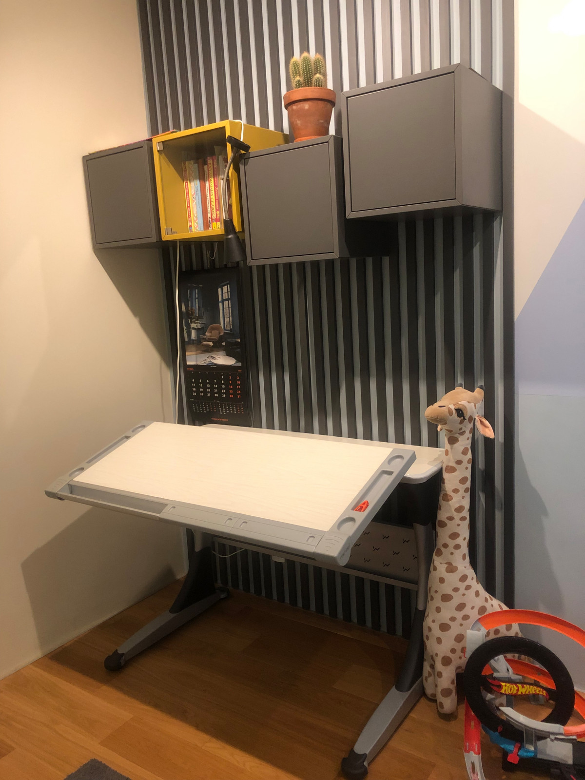 дизайн - проект квартиры 84 м2 с гостиной 42 м2