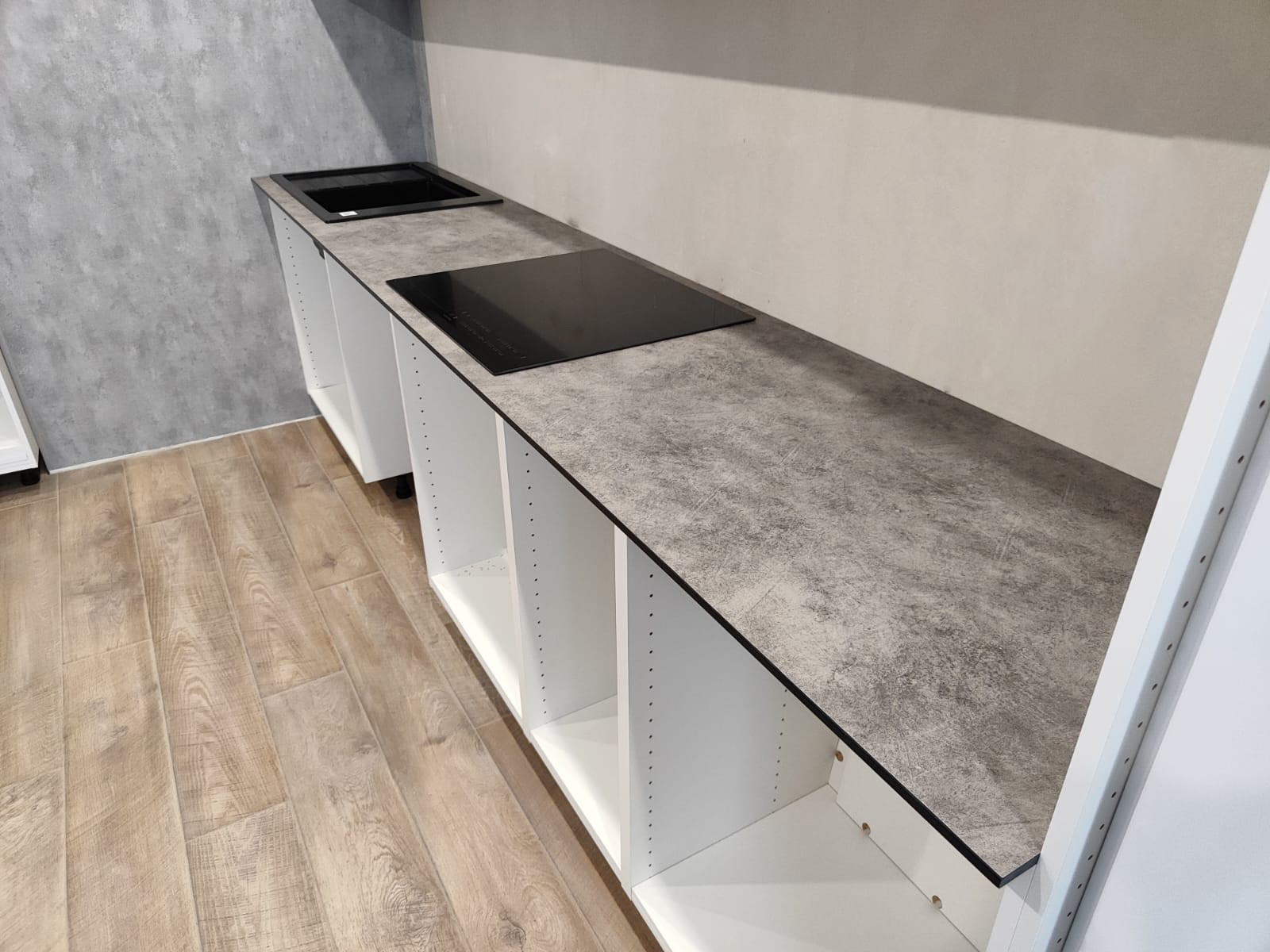 Обложка проекта: Столешница из Компакт Пластика Eterno KSK-809 Beton