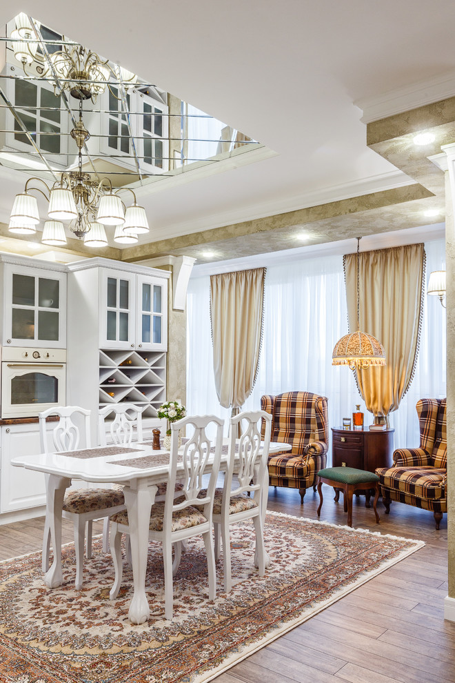 двух комнатная кв с нотками английского стиля. Фото