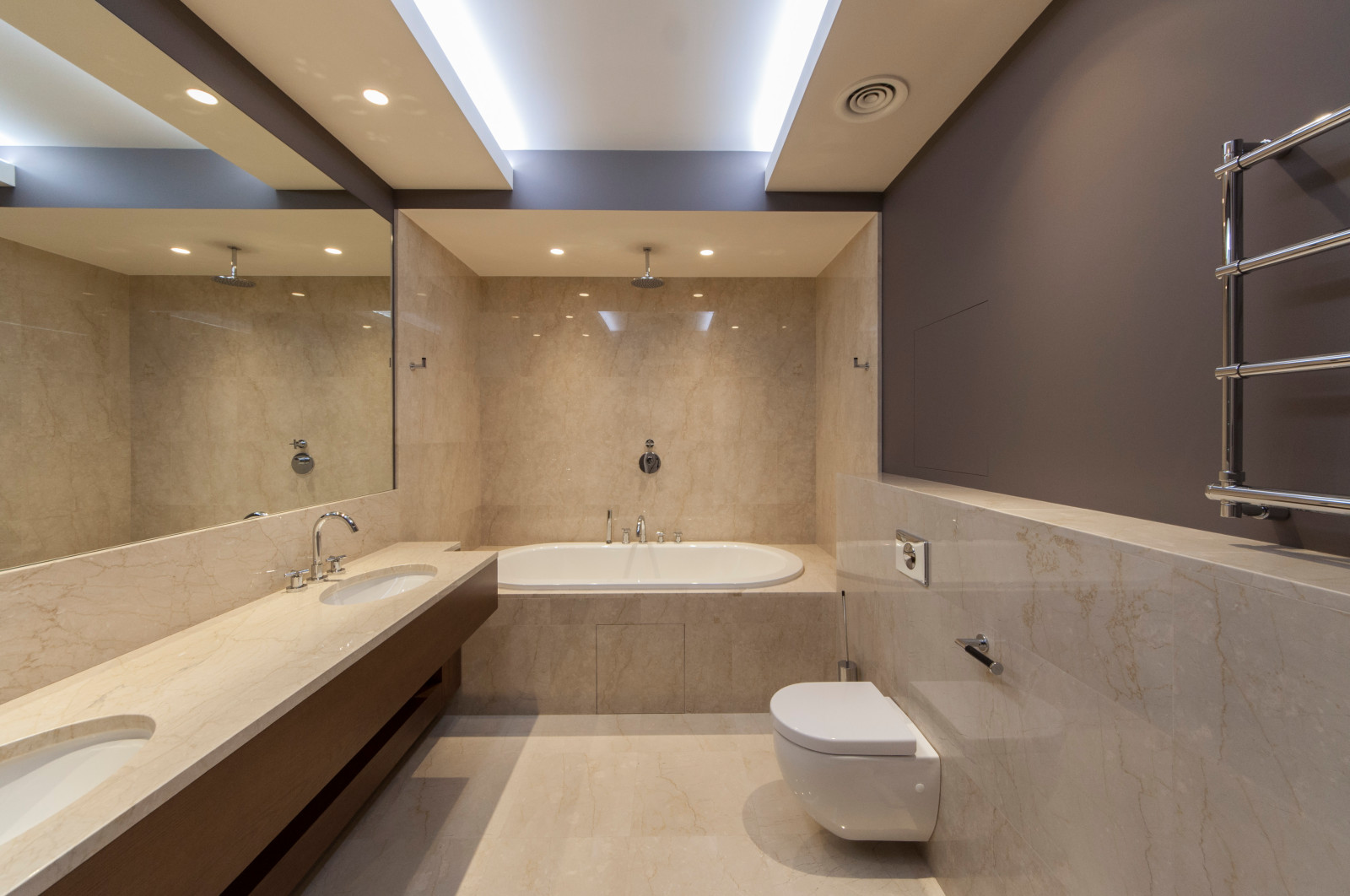 Апартаменты в Меркурий-Сити-Тауэр "Золотая башня"  Москва-Сити.