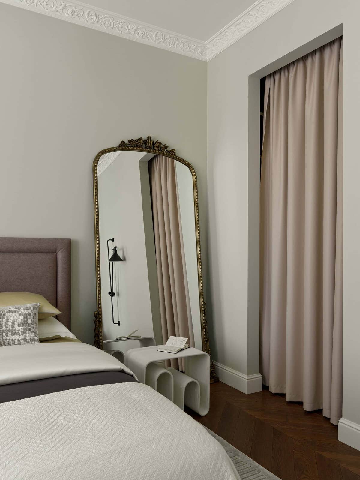 Дизайн и ремонт квартиры в ЖК «Счастье на Соколе» — Парижская квартира