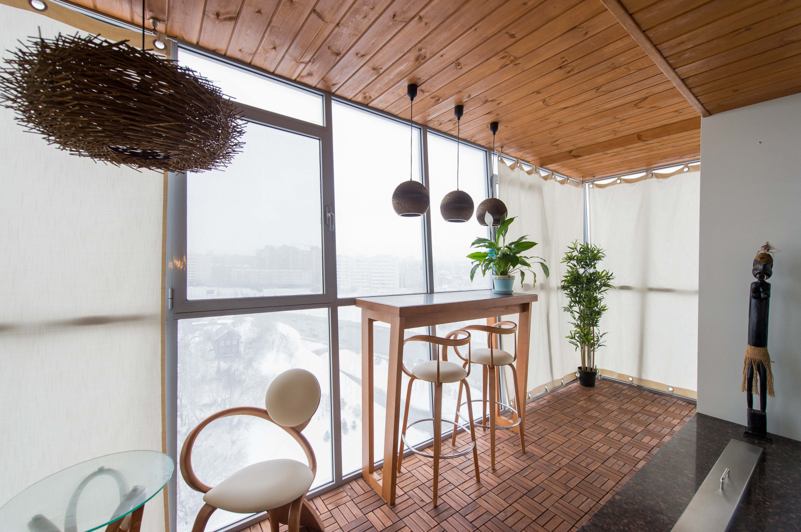 Вместо кисти - идеи, вместо красок - эмали