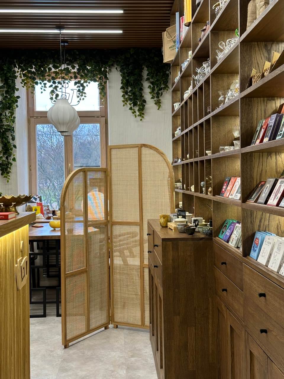 Обложка проекта: Ширма из Дуба и натурального Ротанга