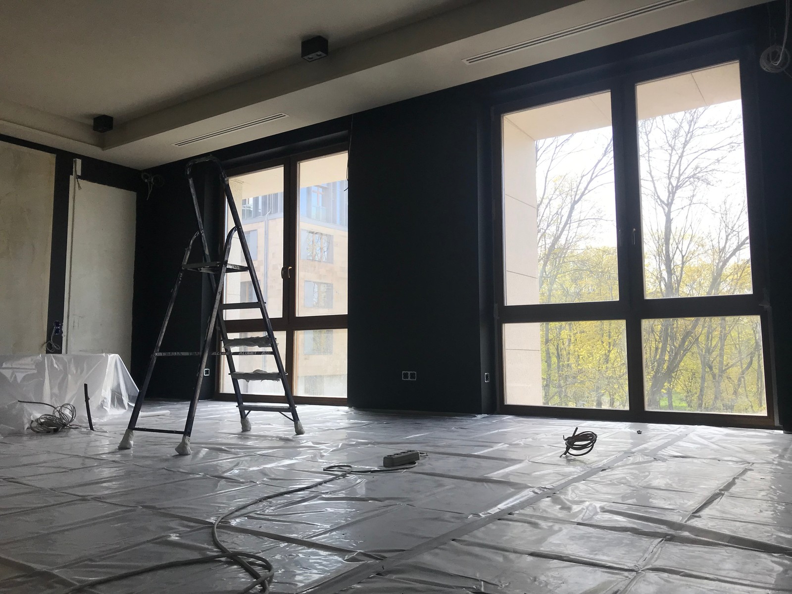 Смольная набережная