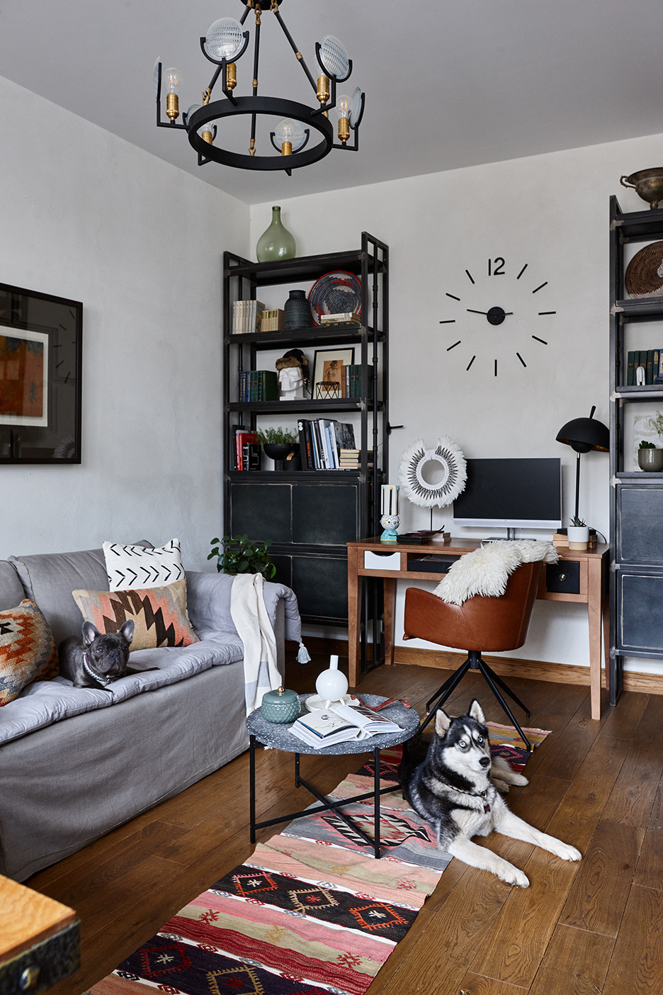 Квартира в Москве в стиле "Брутальный сканди"