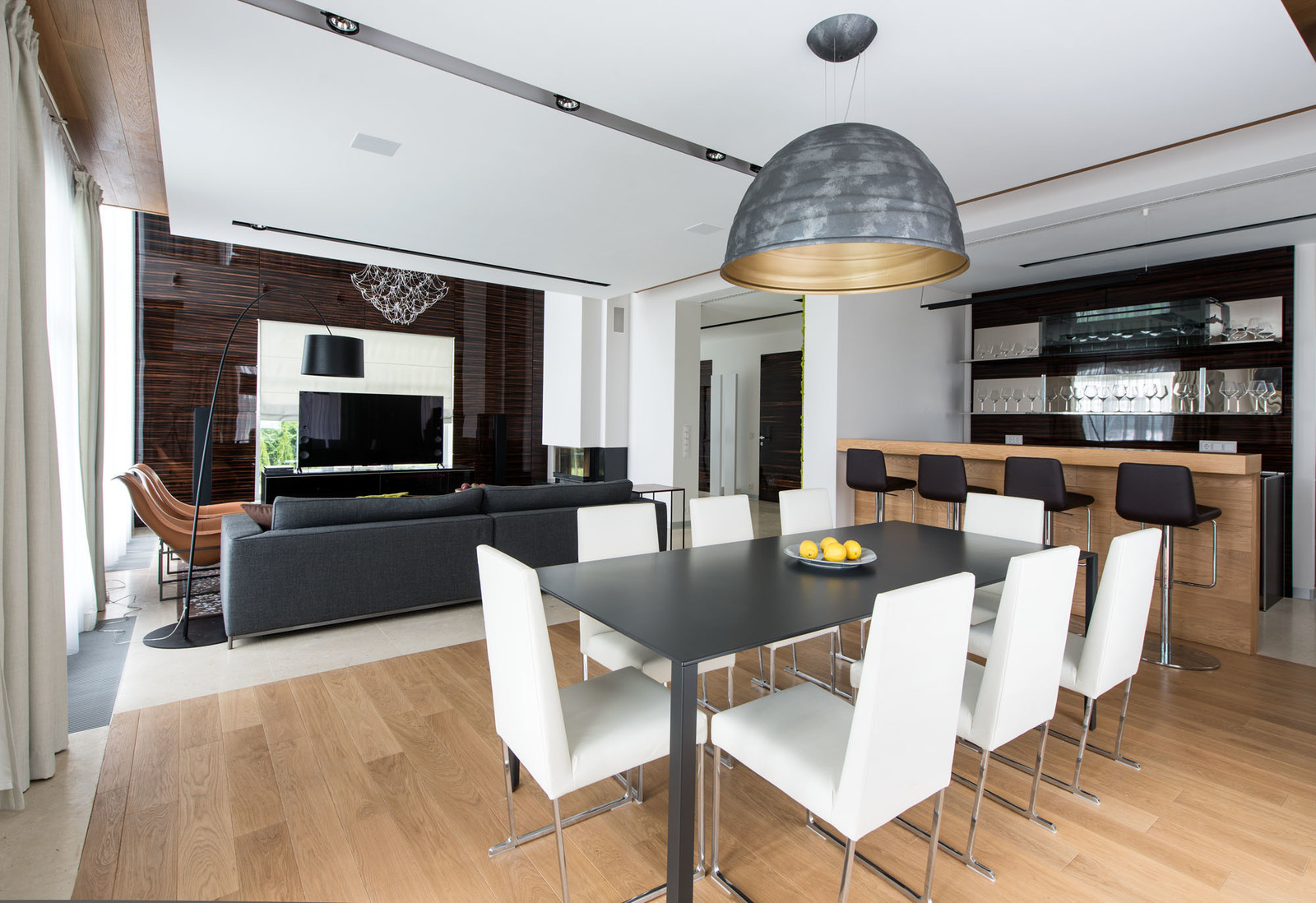 Дом на берегу Волги