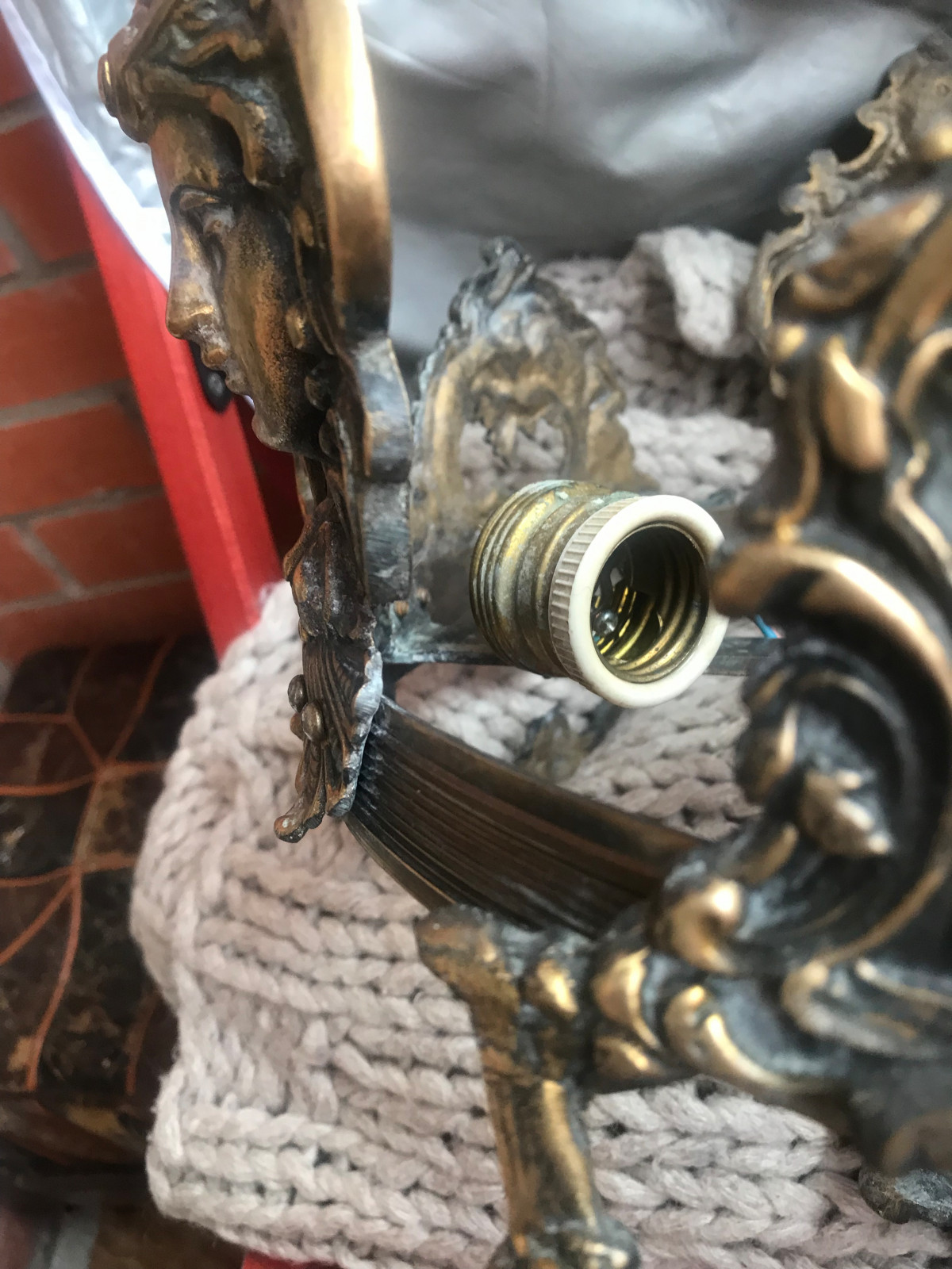 Обложка проекта: Люстра винтаж с 2 бра