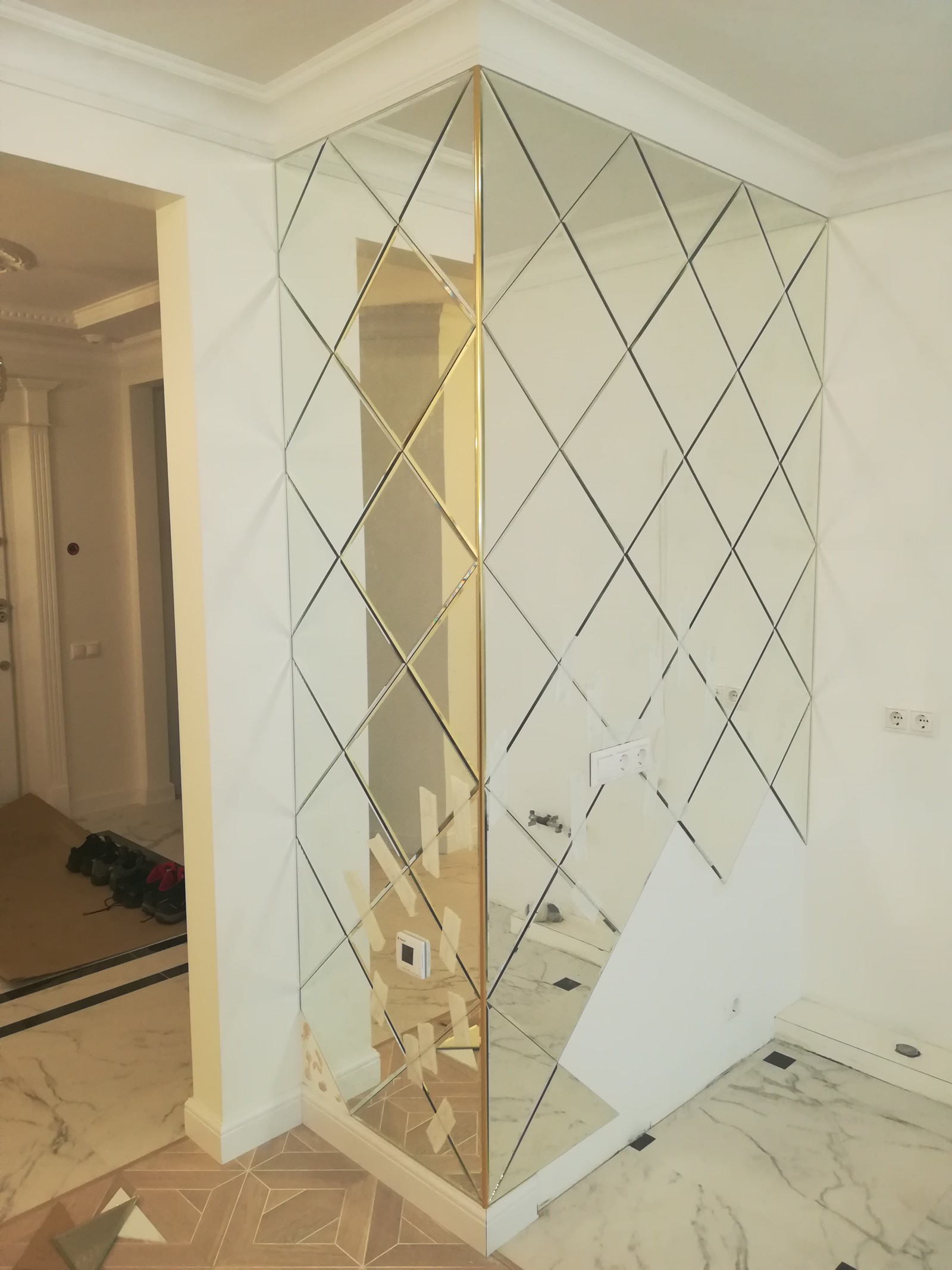 Обложка проекта: Зеркальное панно