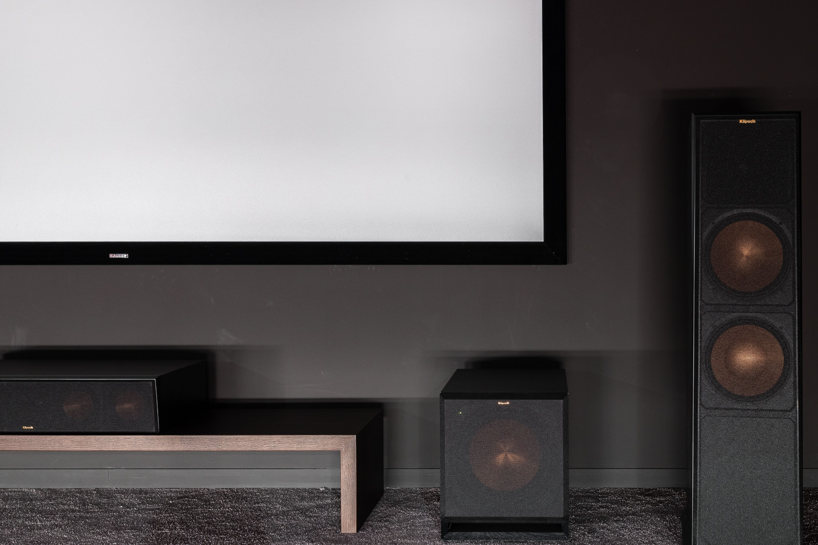 Персональный кинозал Монолит