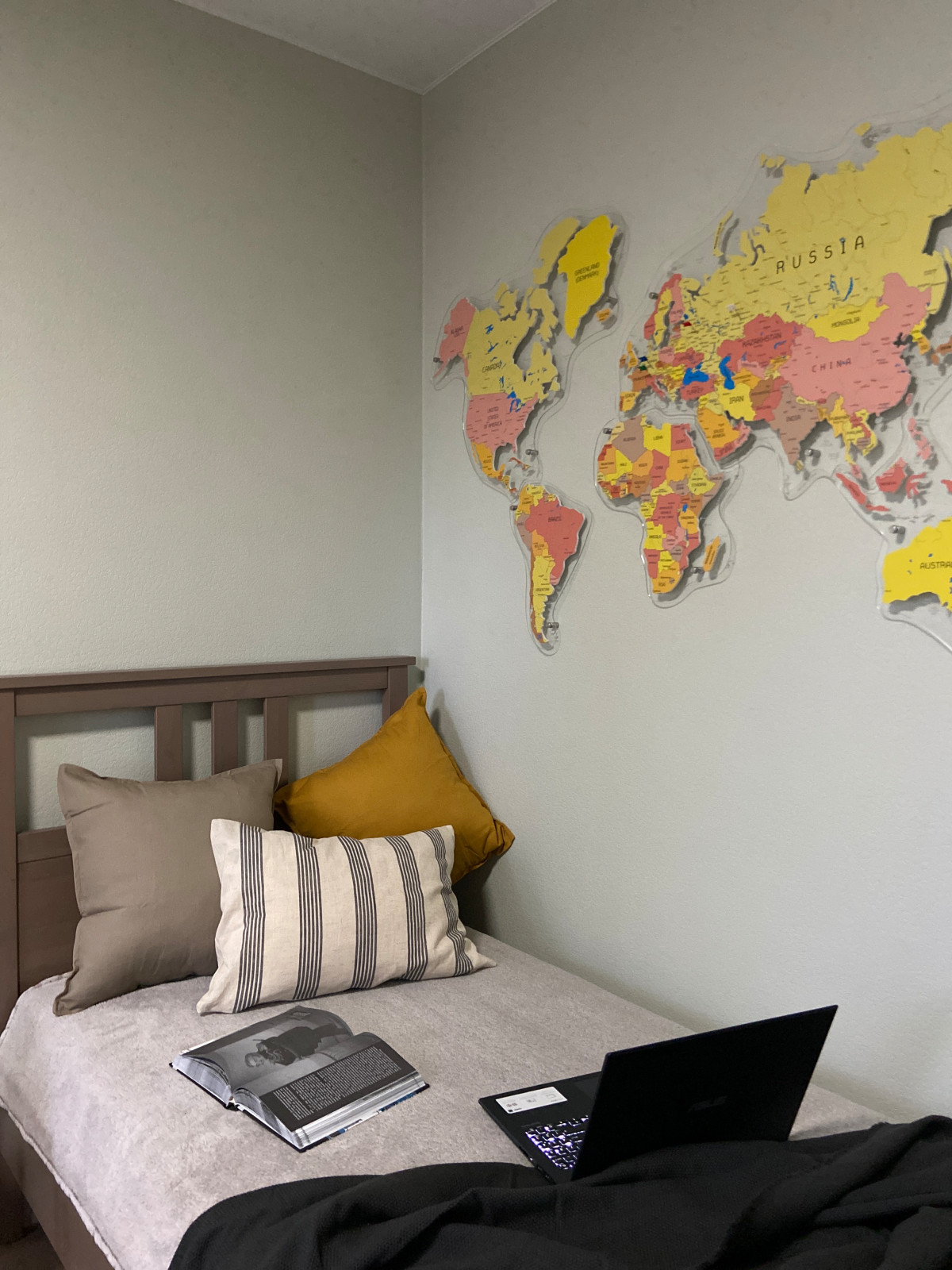 ПРОЕКТ ТРЁХКОМНАТНОЙ КВАРТИРЫ В ЖК "СТОЛИЧНЫЕ ПОЛЯНЫ"