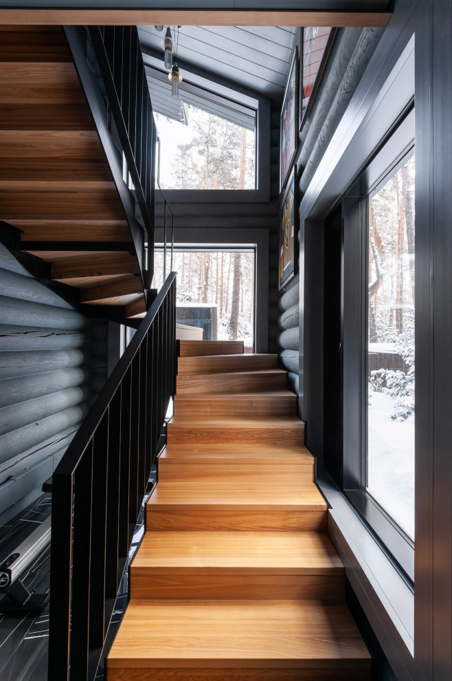 "Дама с горностаем" Дизайнер - Юрий Куликов