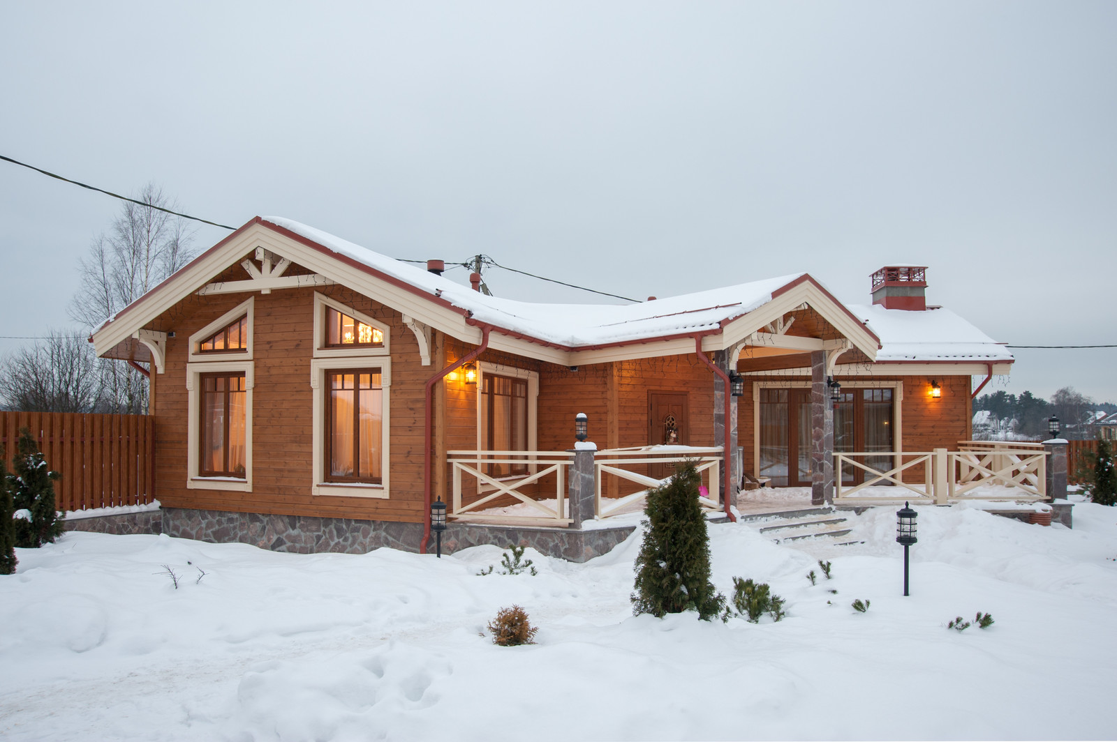 Мебель и отделка в частную загородную баню.