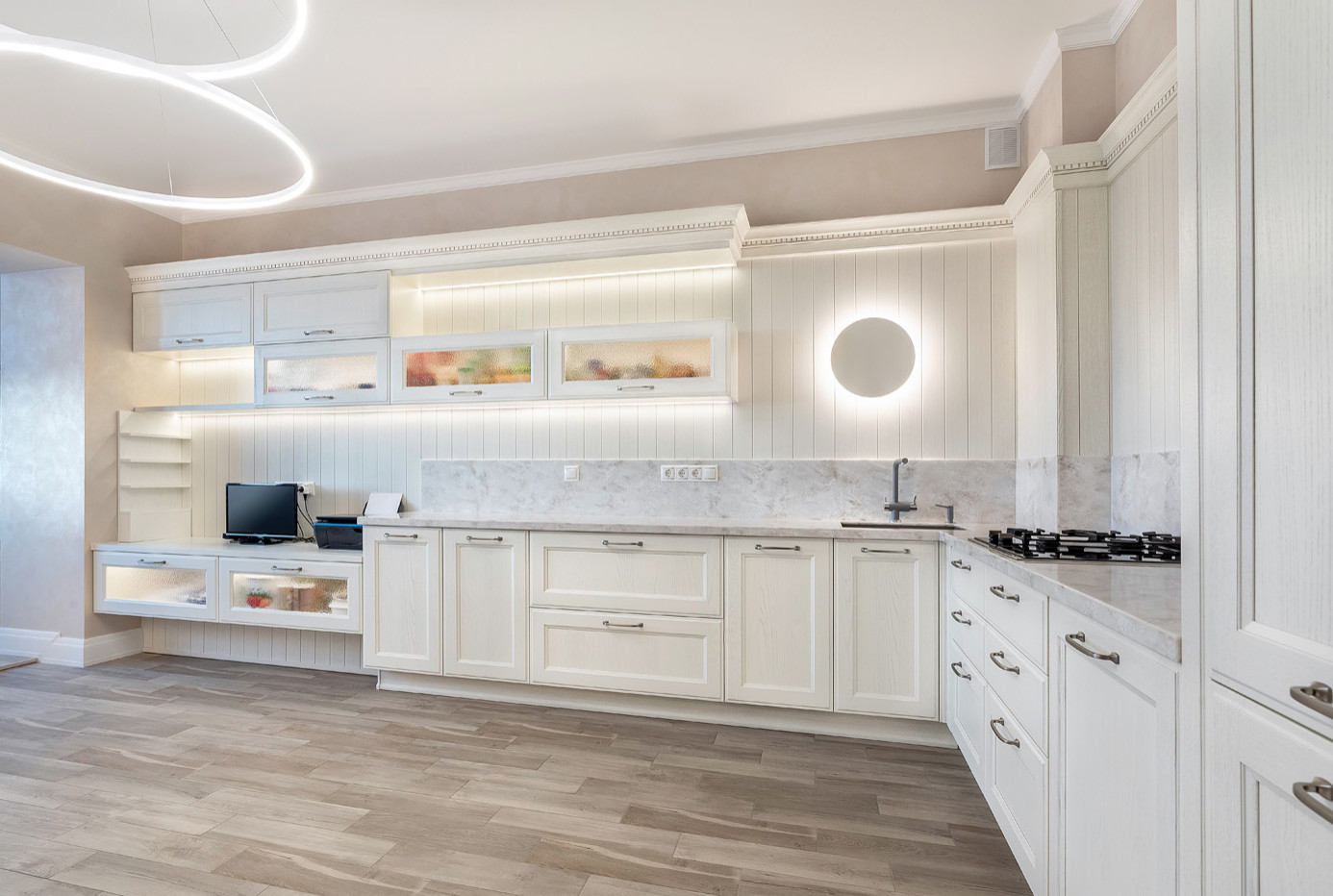 Обложка проекта: Белый кухонный гарнитур