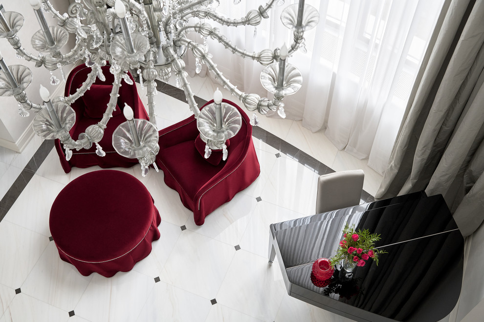 Большой загородный дом