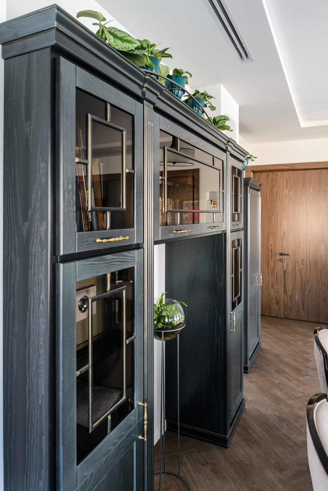 Озеленение холла помещения и кабинета руководителя