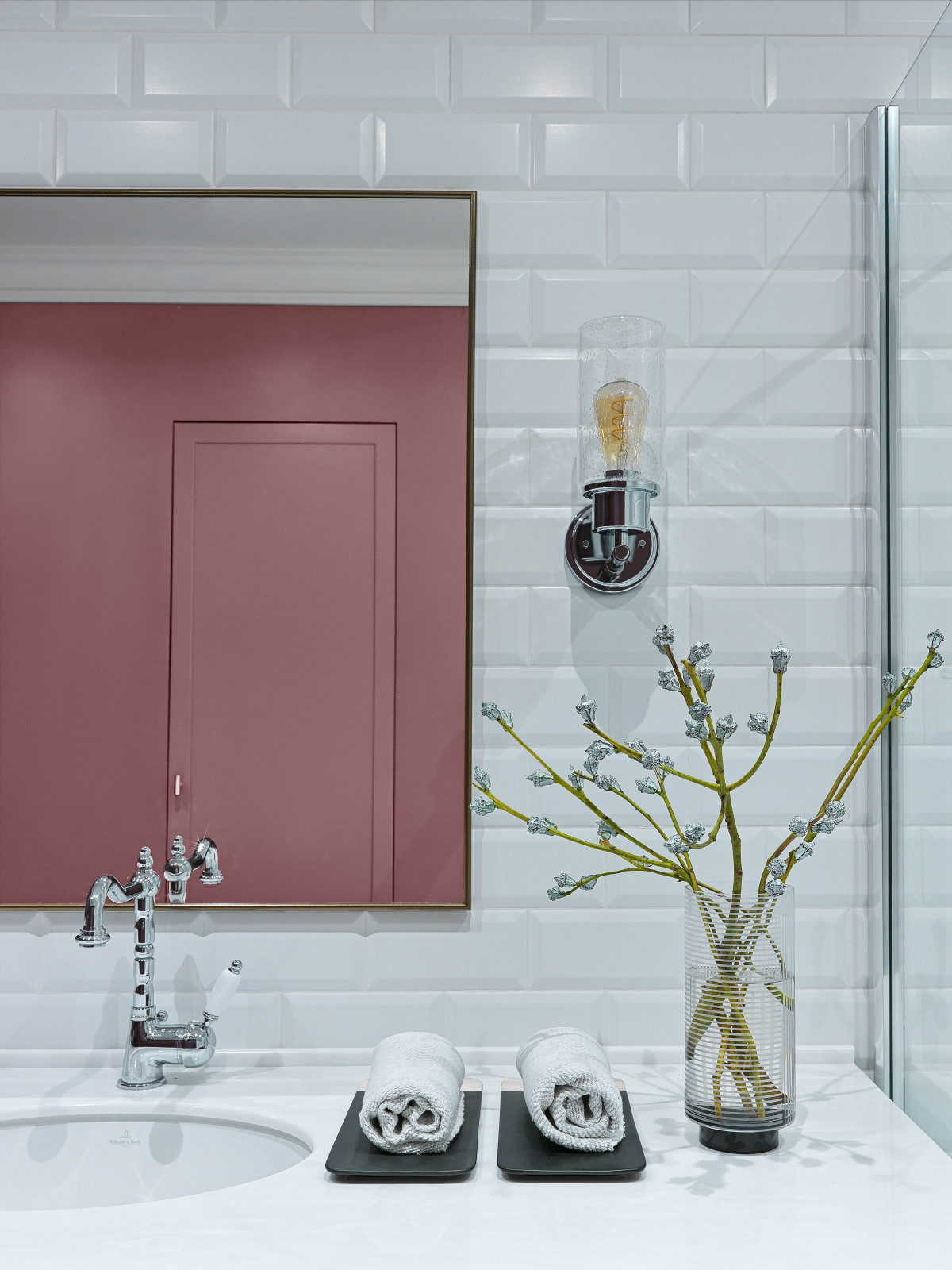 Квартира с графичным интерьером